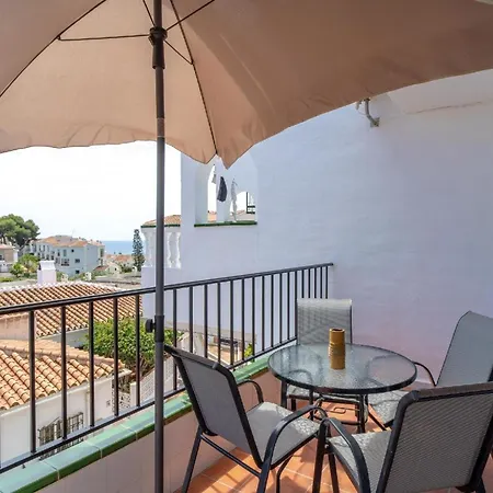 Fuer 4 Personen Ca 80 Qm In Nerja, Andalusien Costa Del Sol بيت للعطل