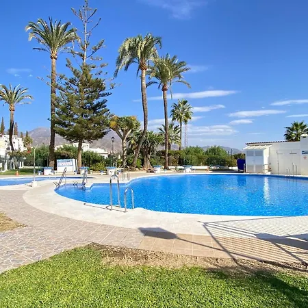 Fuer 4 Personen Ca 80 Qm In Nerja, Andalusien Costa Del Sol نيرخا
